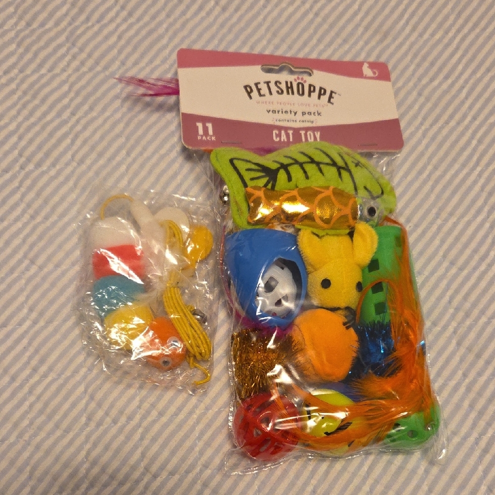 NWT Colorful 12 Piece Cat Toy Set Petshoppe